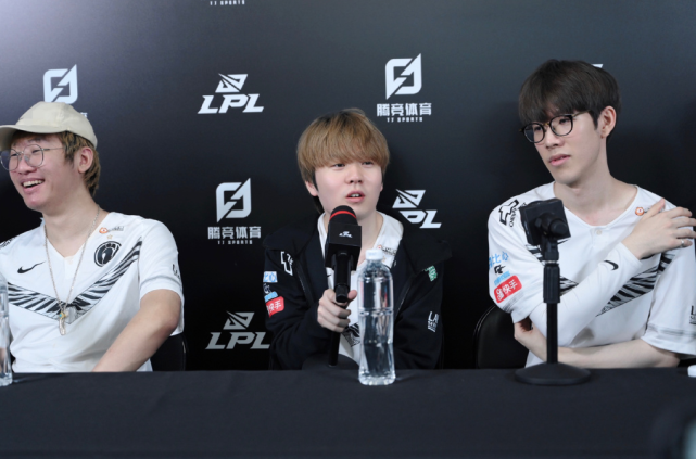 莱万和拉菲 莱万和拉菲